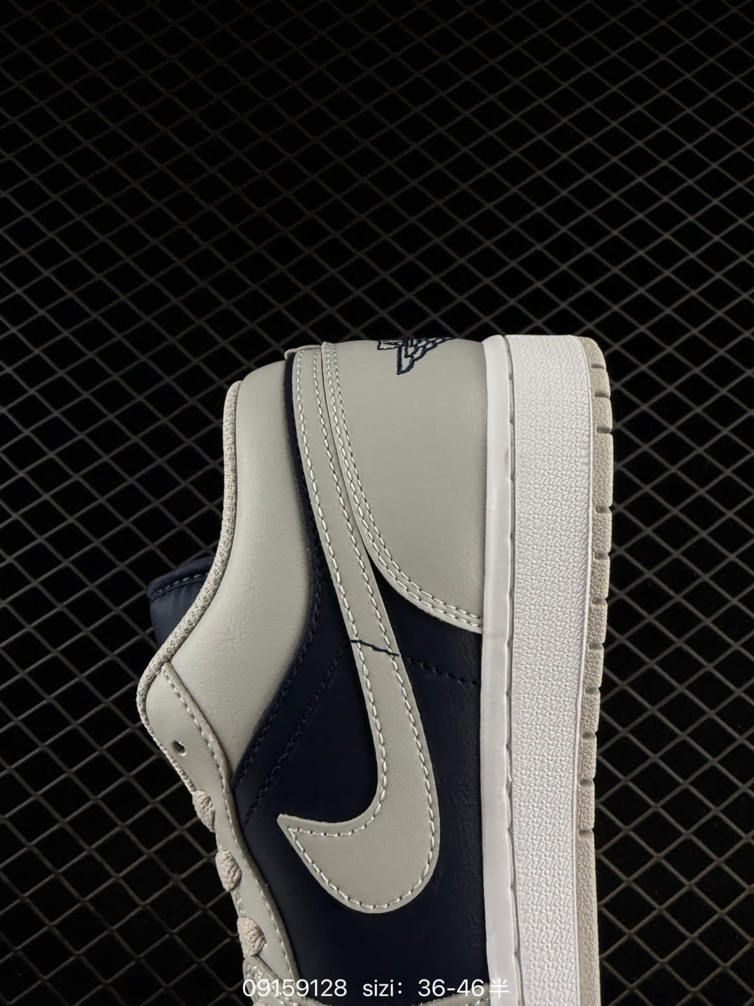 Air Jordan 1 Low-553558-481